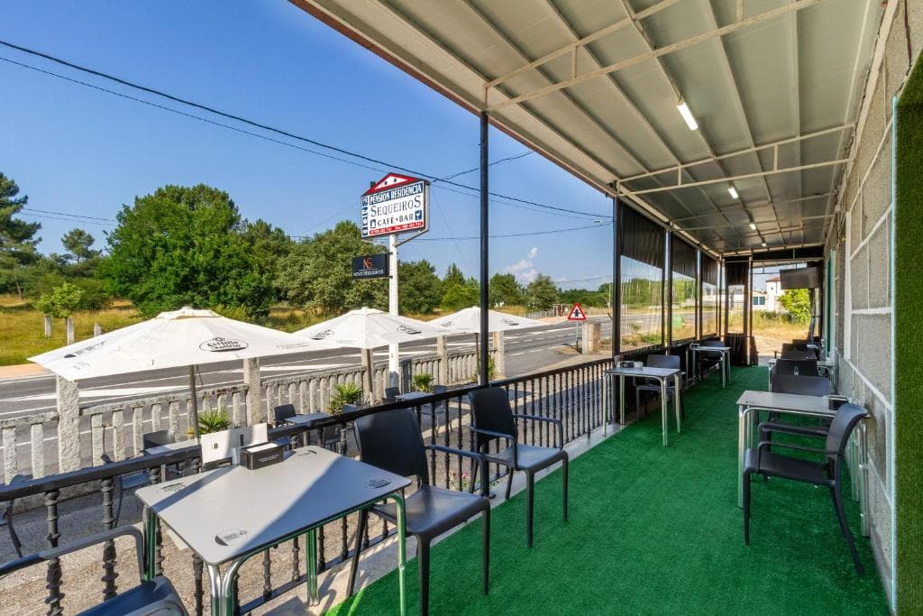Hostal Sequeiros terraza